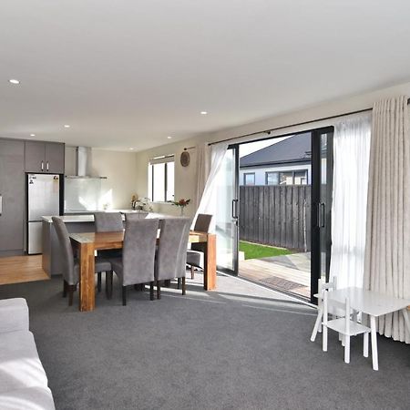 Thomas Townhouse - Christchurch Holiday Homes Экстерьер фото