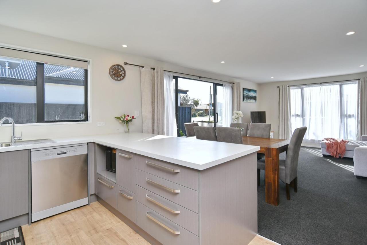 Thomas Townhouse - Christchurch Holiday Homes Экстерьер фото
